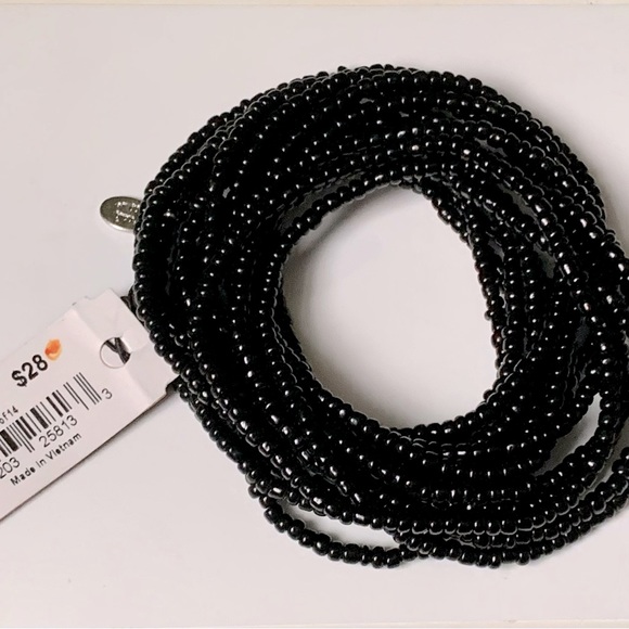 🐈‍⬛Set of 14 Black Seed Bead Stretch Bracelets with Silver Tone Signature Tag - Picture 3 of 5